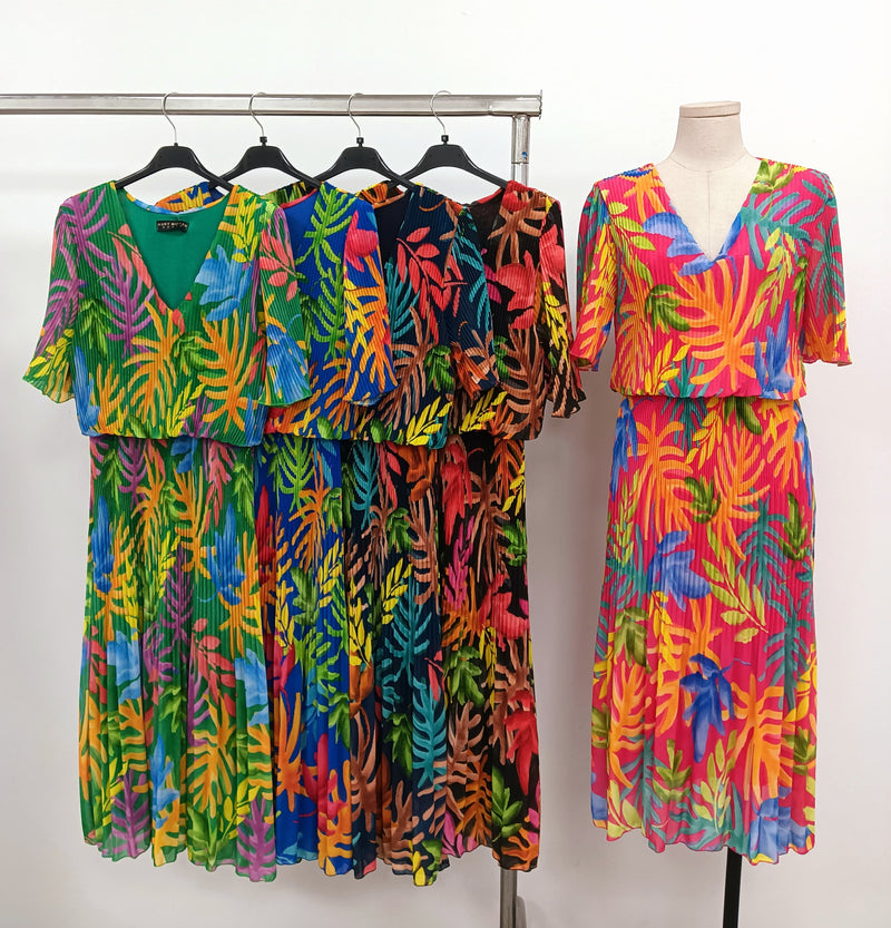 Palm Print Short Sleeve Plisse Layered Maxi Dress - jqwholesale.com