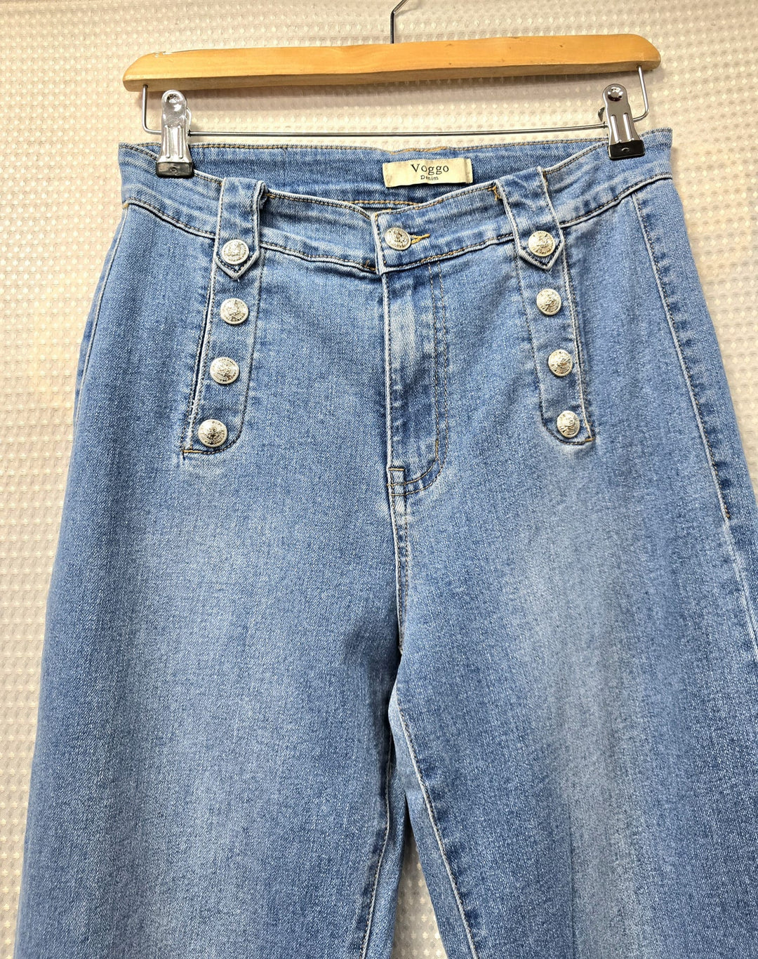 Silver Button Wide Leg Light Wash Jeans (10P.PACK) - jqwholesale.com