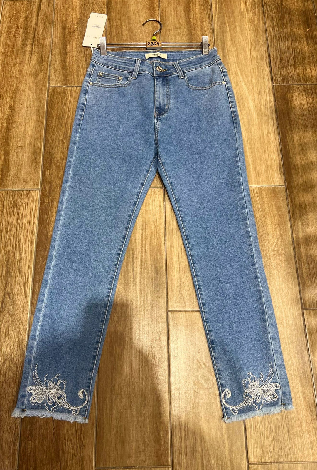 Floral Diamante Frayed Edge Stretch Jeans (5P.PACK) - jqwholesale.com
