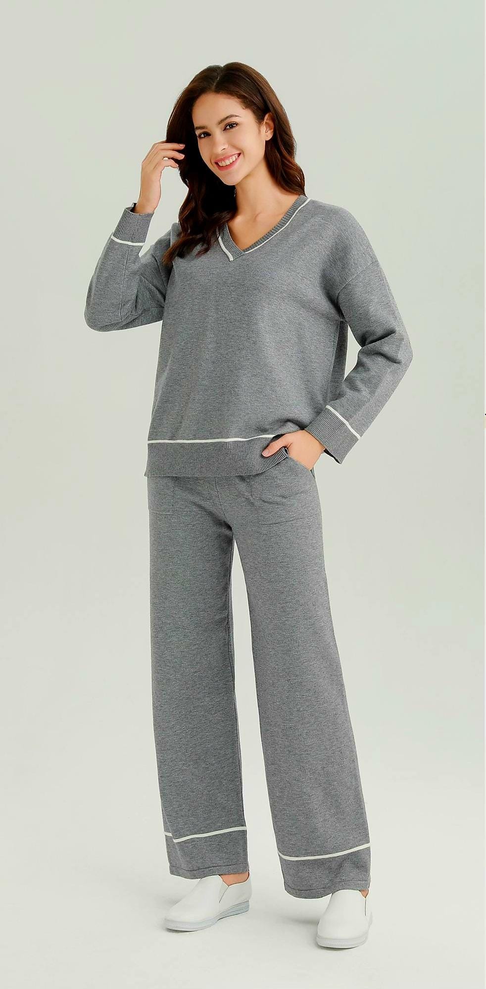 LUXE Co-ord V Neck 2 Piece Trouser and Top Set (2p.pack) - jqwholesale.com