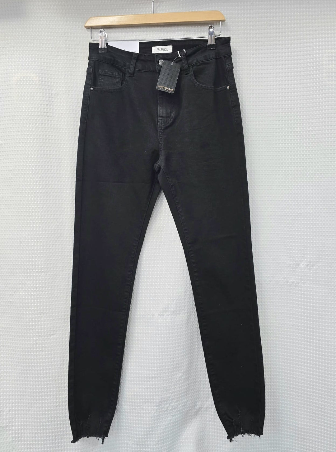 Black Slim Fit Ankle Grazer Jeans (6P.PACK) - jqwholesale.com