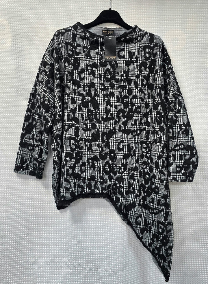 Asymmetric Lace Hem Textured Top - jqwholesale.com