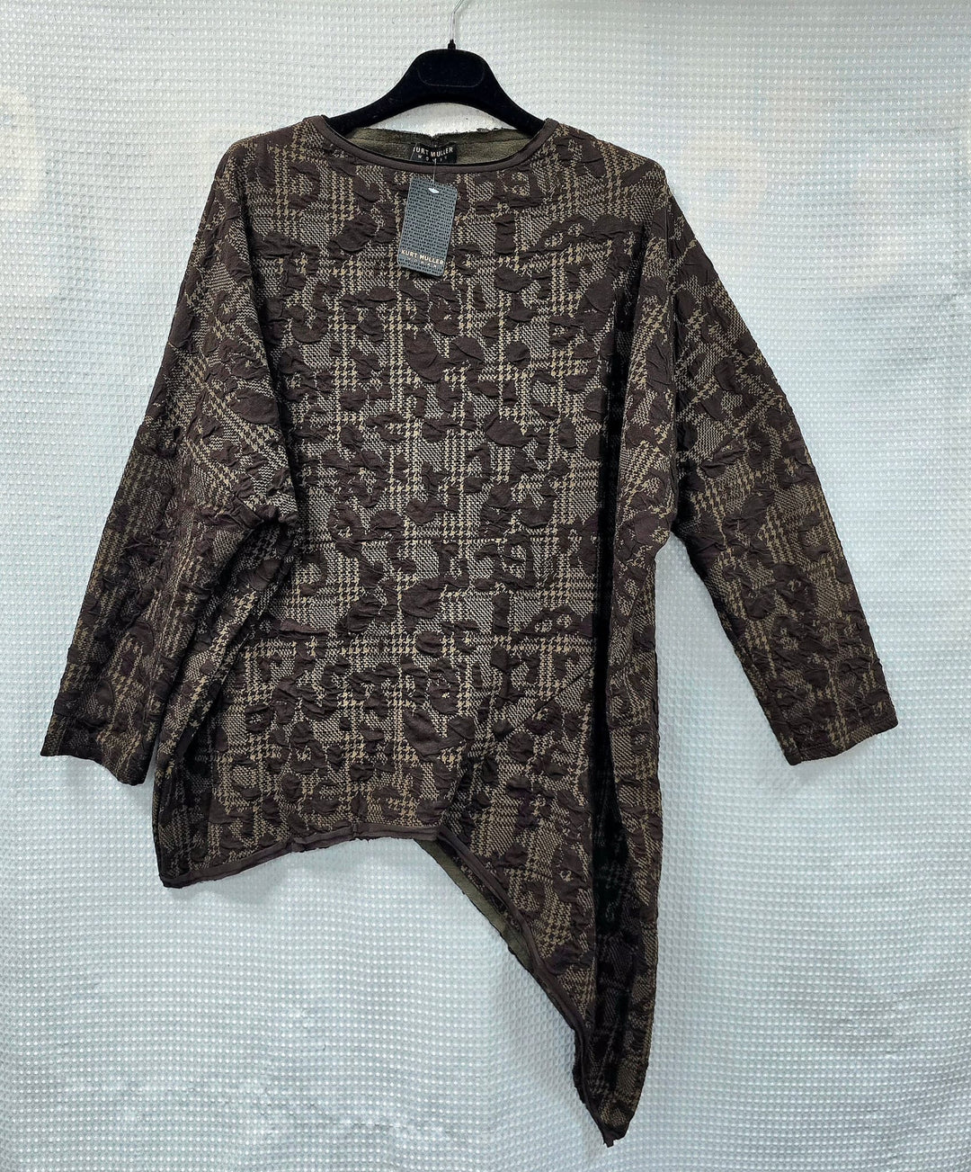 Asymmetric Lace Hem Textured Top - jqwholesale.com