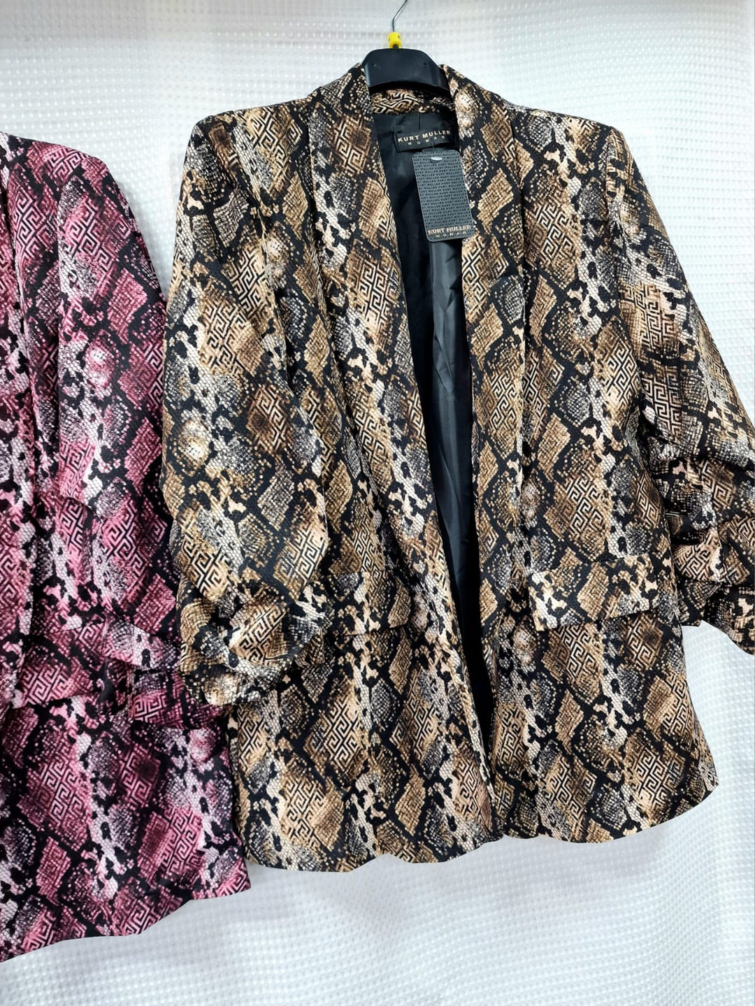 (6P.PACK) Oversized Reptile Print Rouched Sleeve Blazer - jqwholesale.com