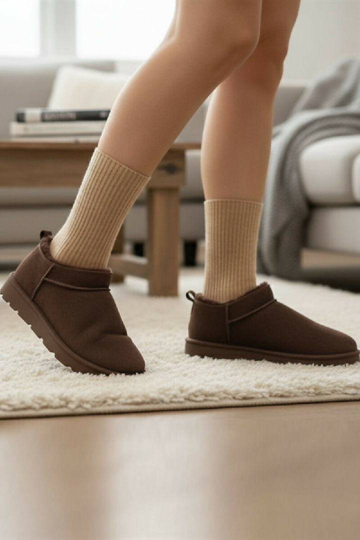 BROWN FAUX SUEDE CLASSIC MICRO COZY SLIPPER BOOTS (PACK OF 12 PAIRS UK3-UK8)