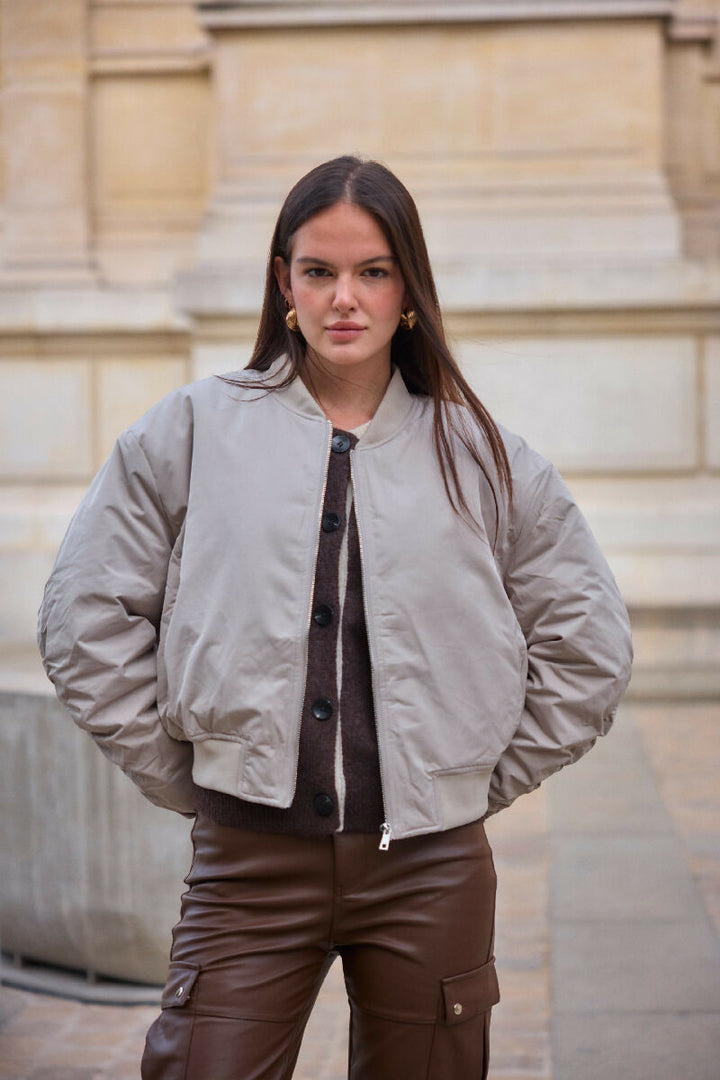 (2P.PACK) Short Beige Bomber Jacket - jqwholesale.com