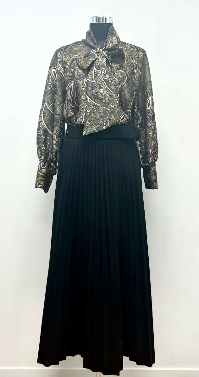 Elegant Tie-Print Blouse