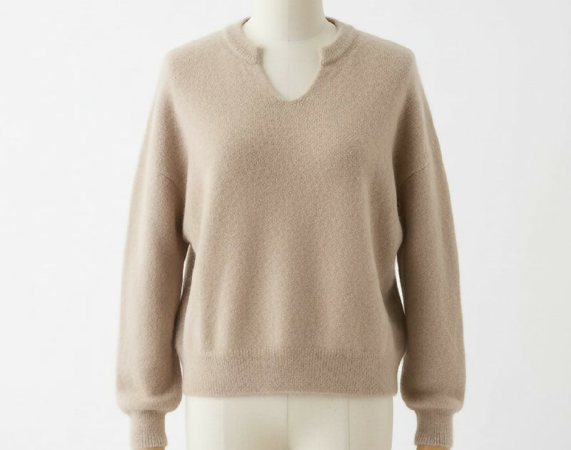 Baby Alpaca V-neck jumper - Camel - jqwholesale.com