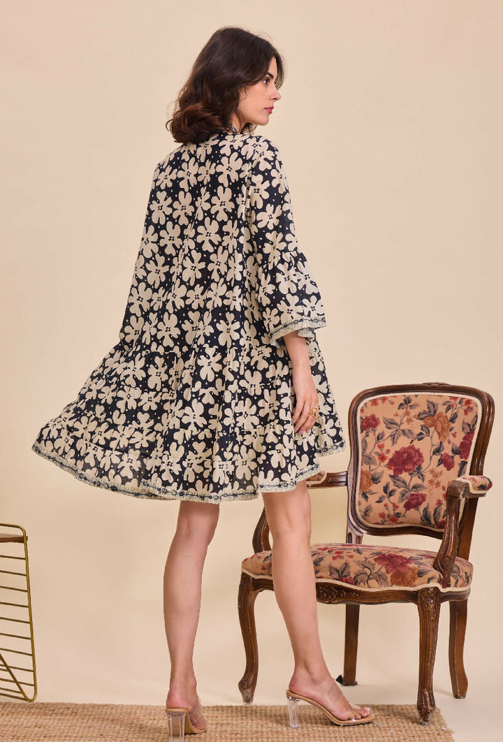 Short A-line dress in printed cotton- Black