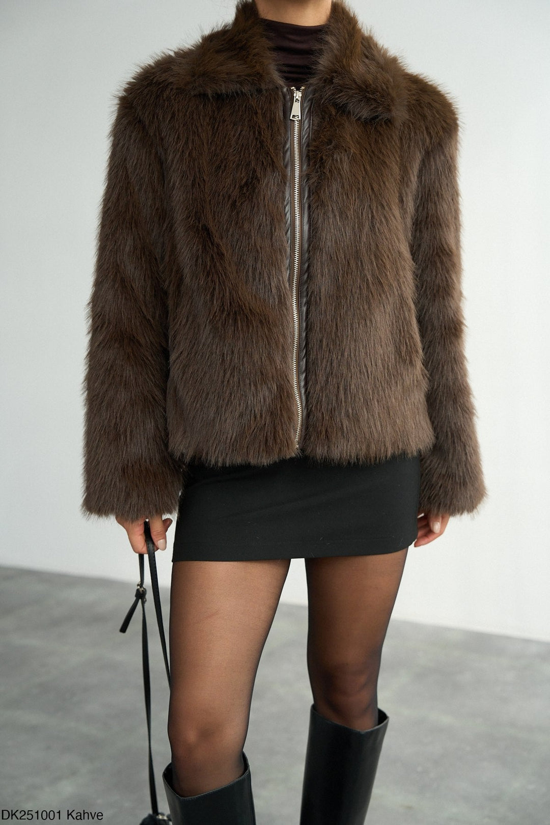 Short Faux Fur Zip Jacket – Brown