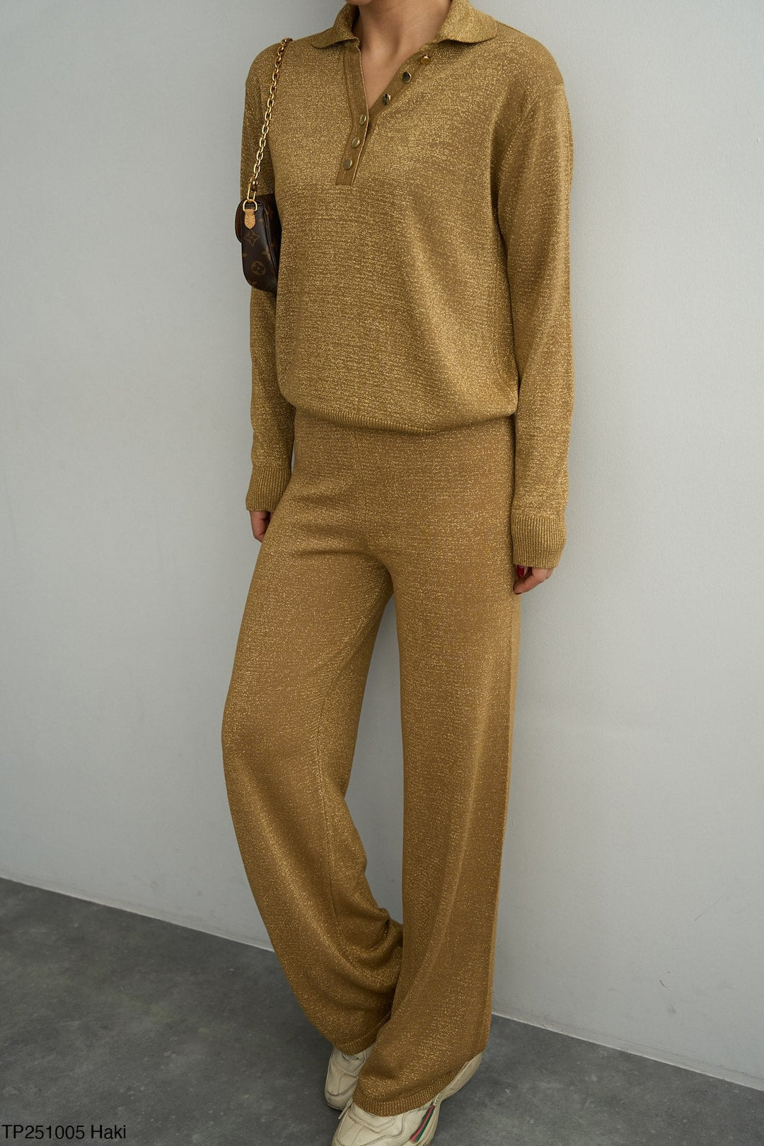 Soft Glitter Wide-Leg Trousers – Gold - jqwholesale.com