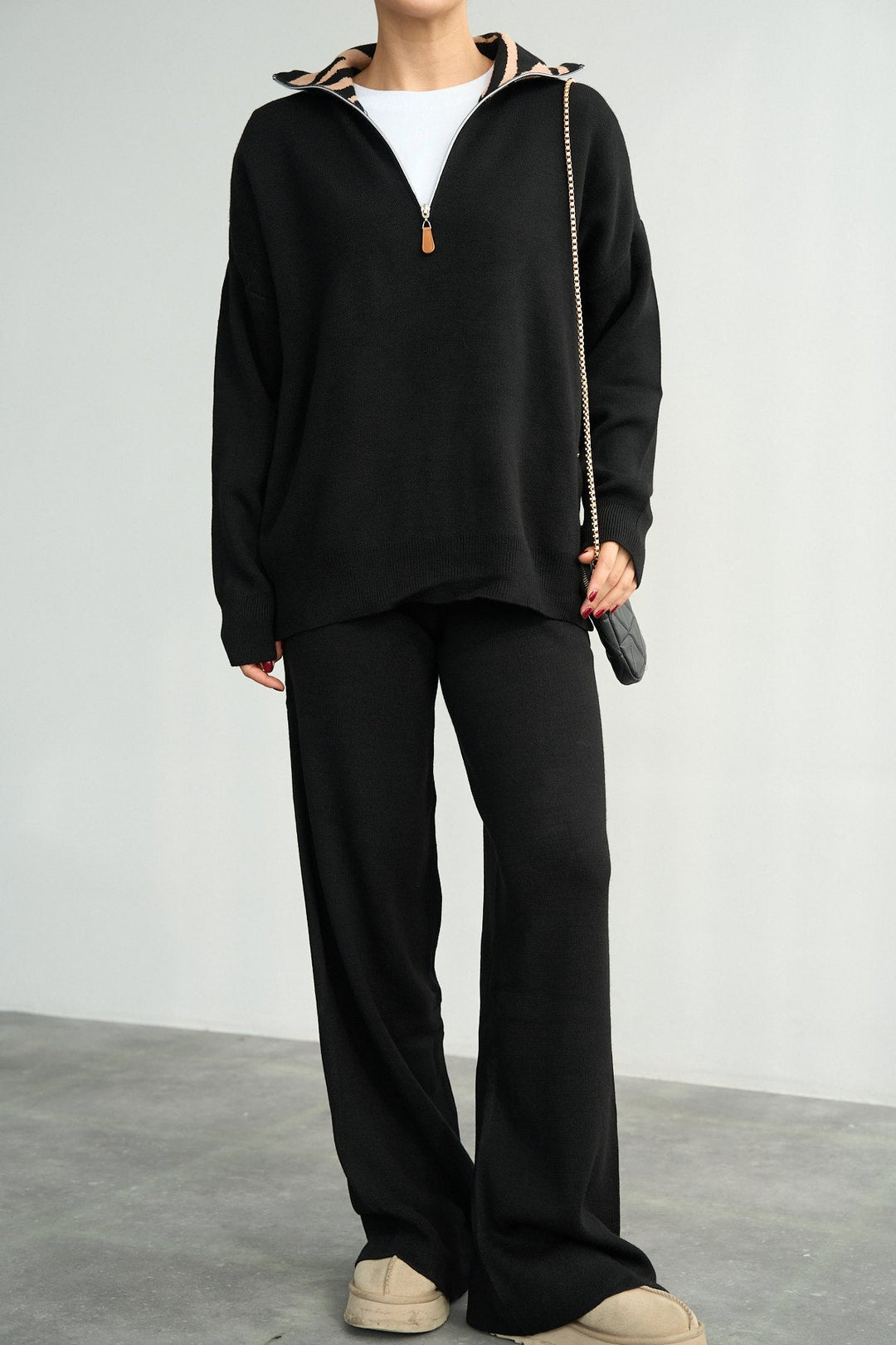 Half-Zip Relaxed Knit Jumper with Contrast Collar – Black - jqwholesale.com