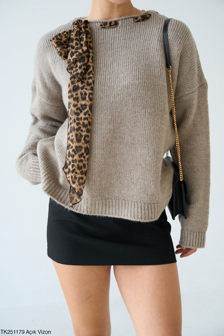 Leopard Tie Detail Soft Knit Jumper in Light Mink