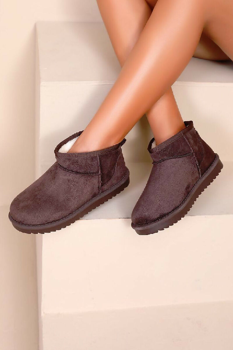 BROWN FAUX SUEDE ULTRA MINI COZY SNOW ANKLE BOOTS (PACK OF 12 PAIRS UK3-UK8) - jqwholesale.com