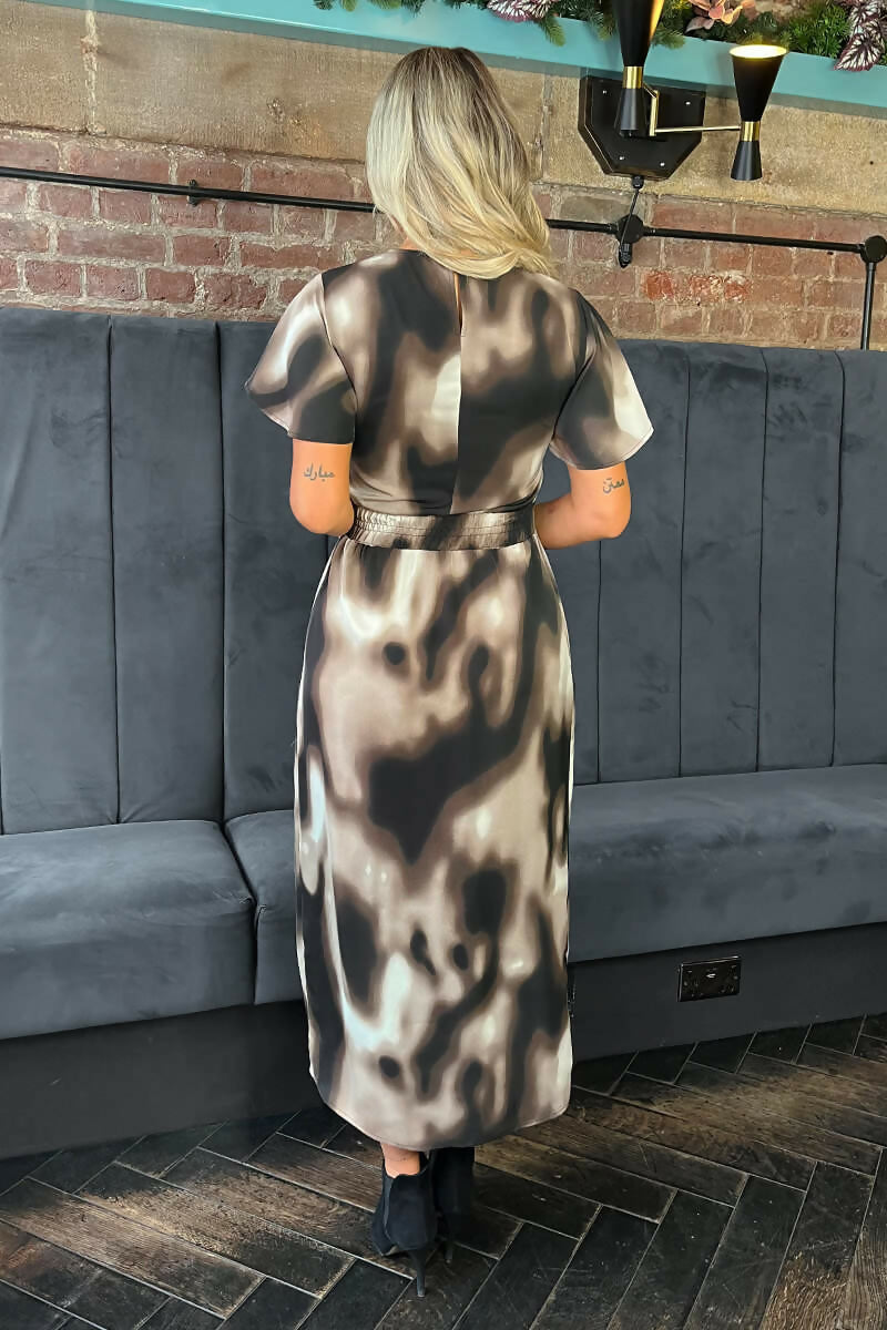 1753119041_Brown-Watercolour-Print-Flutter-Sleeve-Midi-Dress-5_800x